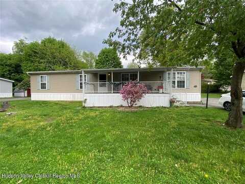 18 Hula Lane, New Paltz, NY 12561
