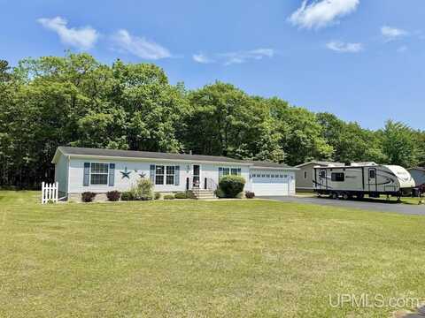 2600 S Hill, Gladstone, MI 49837