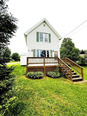 44068 7th, Atlantic Mine, MI 49905