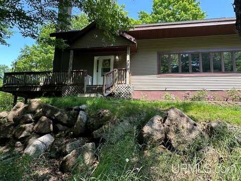 5 Krooks, Negaunee, MI 49866