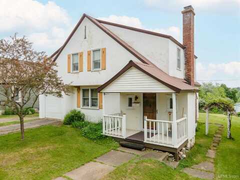 14 N Seventh, Iron River, MI 49935