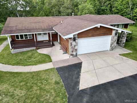 15402 County Road 402, Newberry, MI 49868