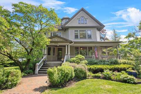 1502 1st, Menominee, MI 49858