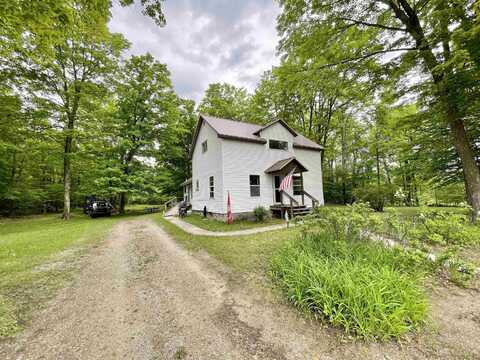 11 Cooks School, Cooks, MI 49817