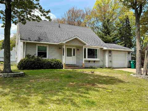 1317 West, Marquette, MI 49855