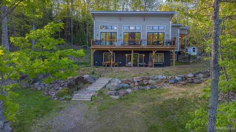 509 Red Rd, Michigamme, MI 49861