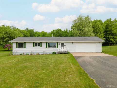 110 W Hunter, Iron River, MI 49935