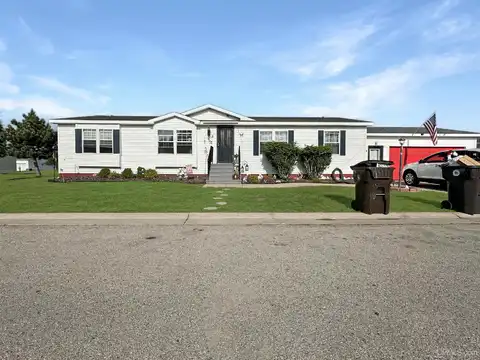 1620 Willow Creek #2, Escanaba, MI 49829