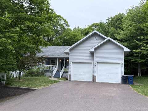 2003 Spruce Ln, Houghton, MI 49931
