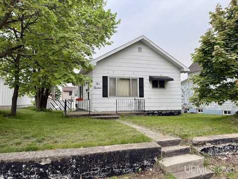 513 N 19th, Escanaba, MI 49829