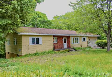 1216 Seventh, Houghton, MI 49931