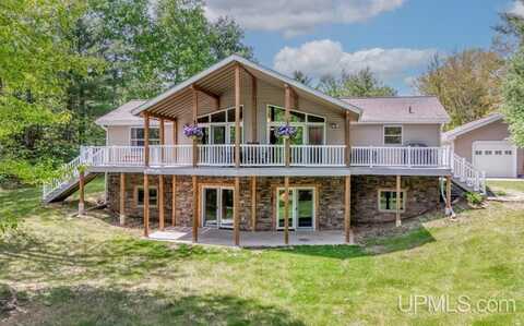 W3951 Lake Mary S, Vulcan, MI 49892