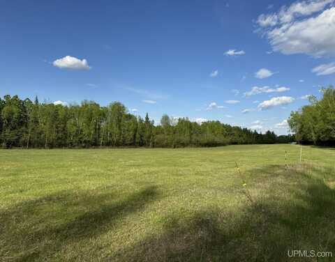 503 E Fischer Lake, Niagara C-WI, WI 54151