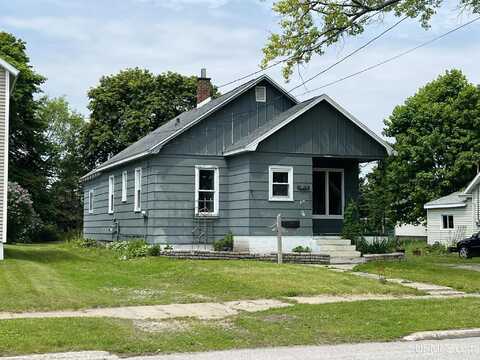 228 Schoolcraft, Manistique, MI 49854