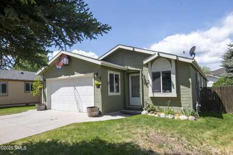 103 Pinon Street, Gypsum, CO 81637