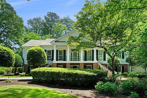 5545 Cross Gate Court, Atlanta, GA 30327