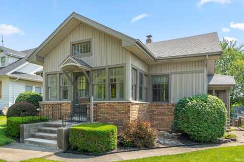 220 N Line Street, Churubusco, IN 46723