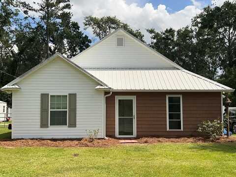 110 Wild Hog Lane, Ray City, GA 31645