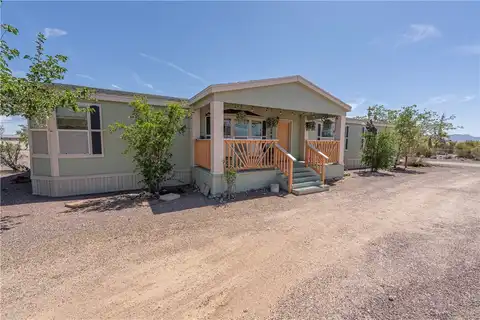 2980 W McConnico Road, Golden Valley, AZ 86413