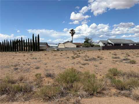 7791 Concho, Kingman, AZ 86409