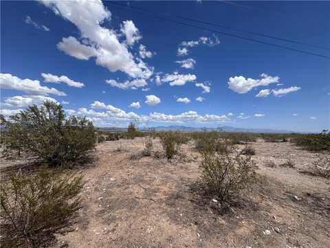 Lot 102 S Pima Road, Golden Valley, AZ 86413