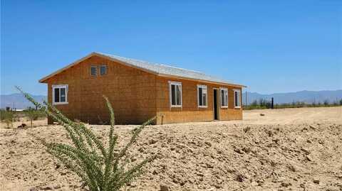 16457 S Lynn Avenue, Yucca, AZ 86438