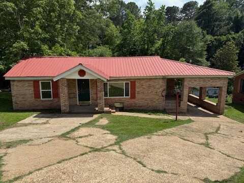 411 NW 3RD St, Fayette, AL 35555