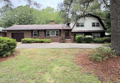 1102 Raleigh Road Parkway W, Wilson, NC 27896