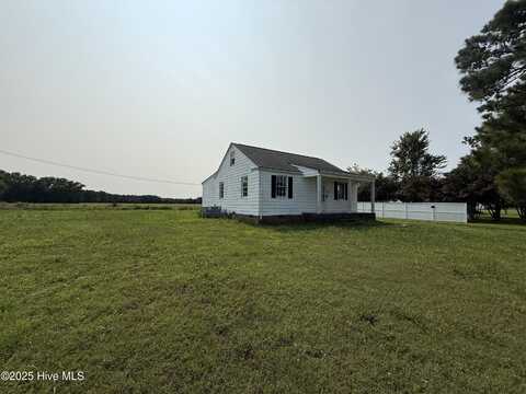 8714 Tyson Farm Road, Stantonsburg, NC 27883