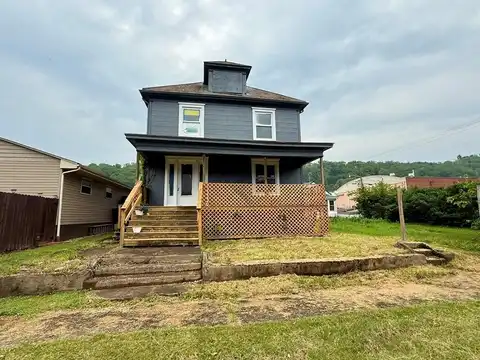 1014 Yankee Street, Wellsburg, WV 26070
