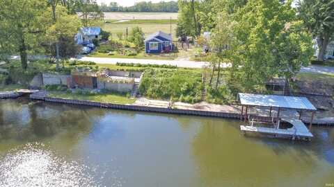 8020 N West Shafer Drive, Monticello, IN 47960