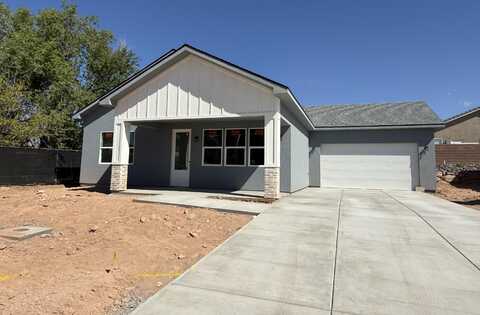 39 E 380 N, La Verkin, UT 84745