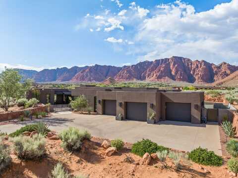 746 W WICASA Way, Ivins, UT 84738