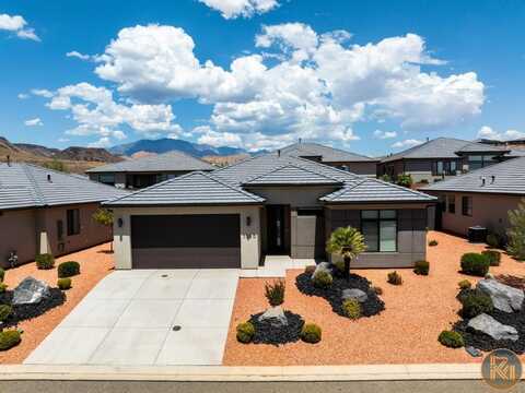 1060 JONATHON DR, Washington, UT 84780
