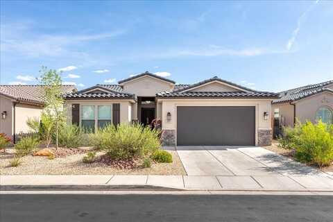 227 W White Pearl DR, Washington, UT 84780