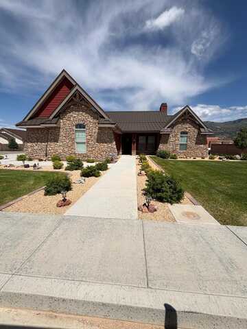 865 S Cliffs DR, Cedar City, UT 84720