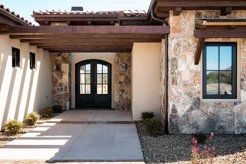 156 S Luna De Oro, Virgin, UT 84779