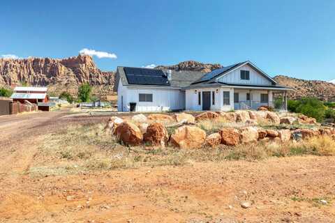 740 W Uzona Ave, Hildale, UT 84784