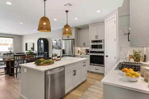 658 W BEACH FRONT, Saint George, UT 84790