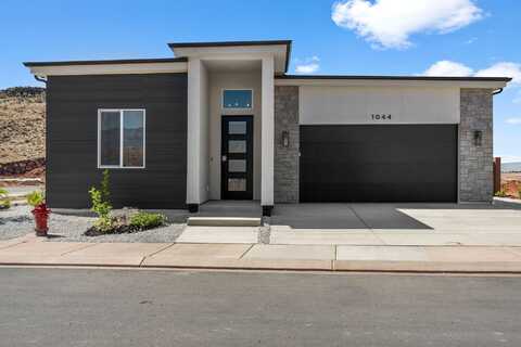 1044 E Coyote Crest DR, Washington, UT 84780