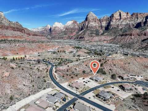 108 Trapper CIR, Springdale, UT 84767