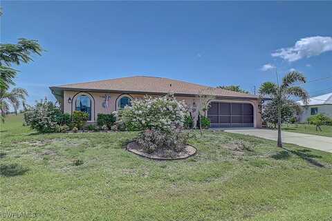30 Bunker Lane, Rotonda West, FL 33947