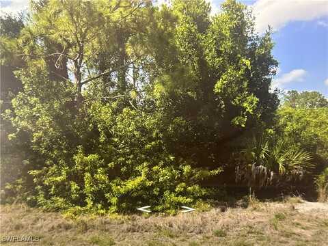 875 Haskell Street E, Lehigh Acres, FL 33974