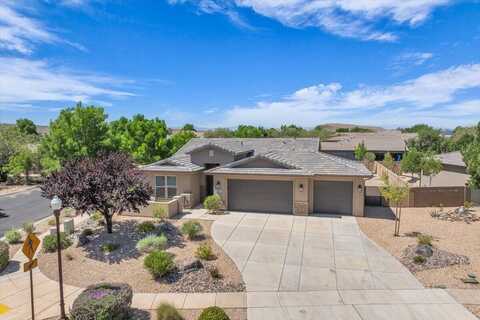 424 N HIGHLAND Parkway, Washington, UT 84780