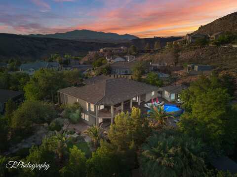 916 E Apache DR, Washington, UT 84780