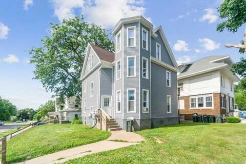 2503 Olive Street, Cedar Falls, IA 50613