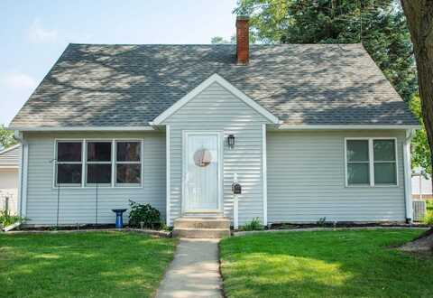710 SW 4th Avenue, Waverly, IA 50677