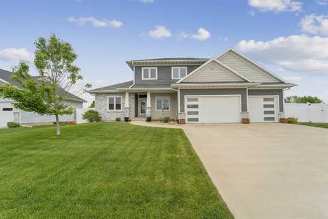 1809 Vera Way, Cedar Falls, IA 50613