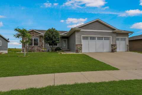4329 Berry Hill Road, Cedar Falls, IA 50613