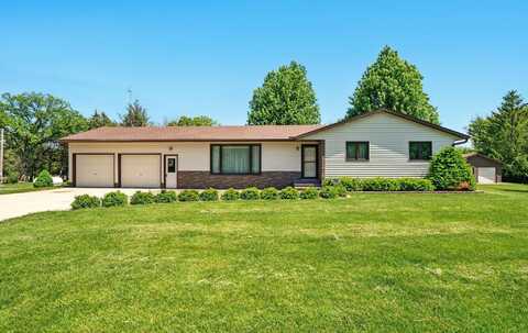 2082 W 170th Street, New Hampton, IA 50659
